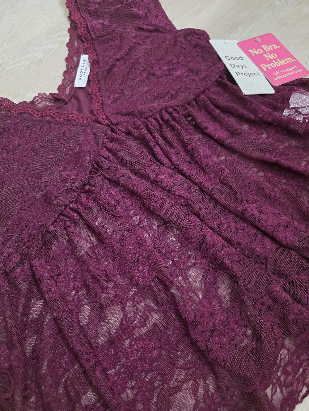 Good Days Project NWT Burgundy Lace Babydoll Top - Picture 4 of 5